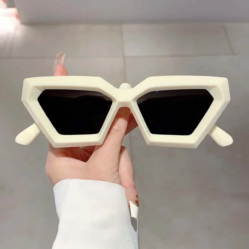 Neue Vintage Quadratische Sonnenbrille für Damen und Herren Rechteckige Sonnenbrillen Katzenaugen-Brillen für Männer und Frauen