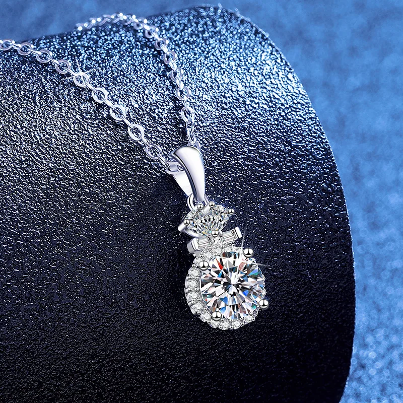 Women's PT950 Platinum O-Link Necklace, 1 Carat D-Color Moissanite with Round Pouch Pendant, Dainty Choker