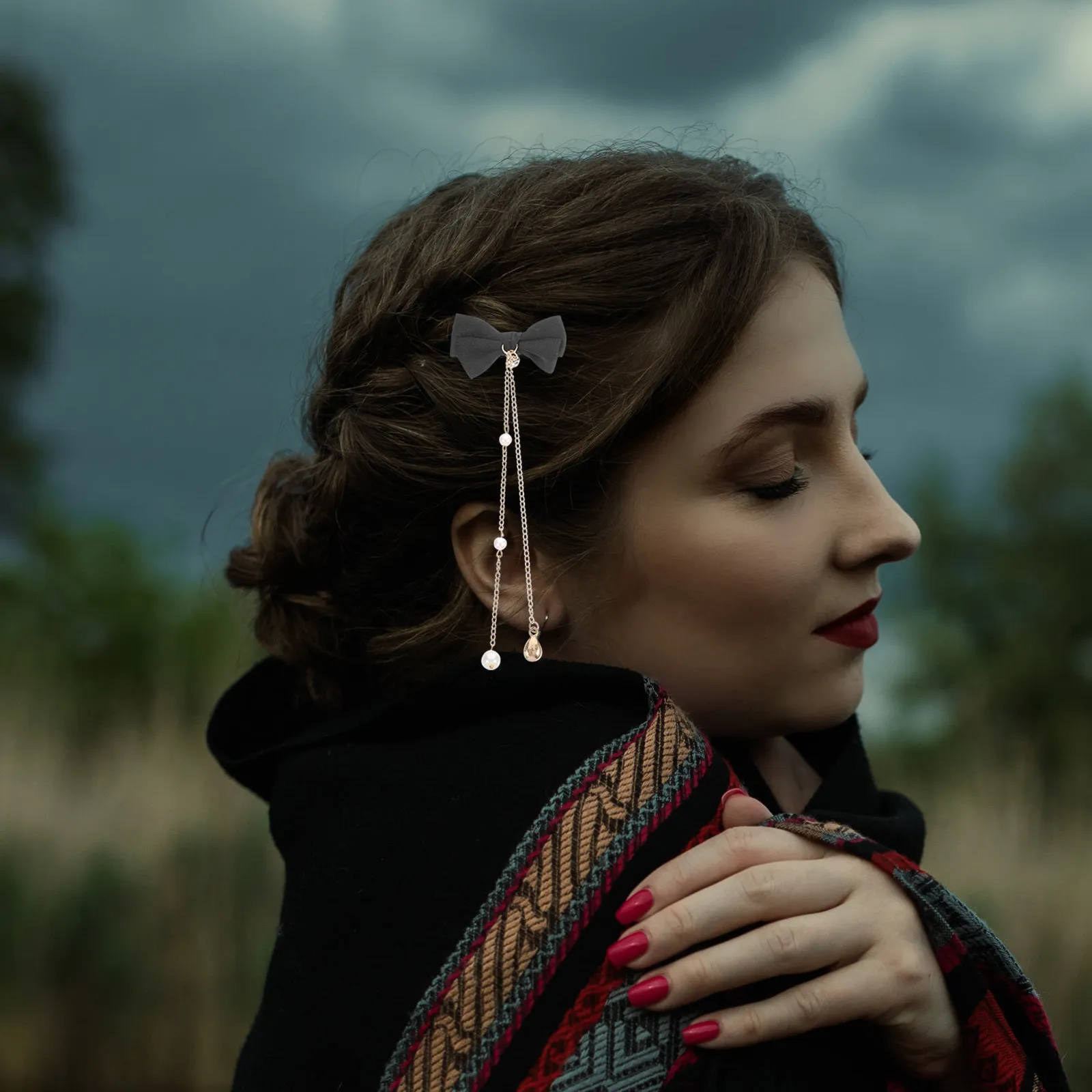 2Pcs Adorable Hair Bow Clip Bowknot Barrette Dangle Chain Tassel Hairpin for Women Back Hair Decoration Wedding Engagement