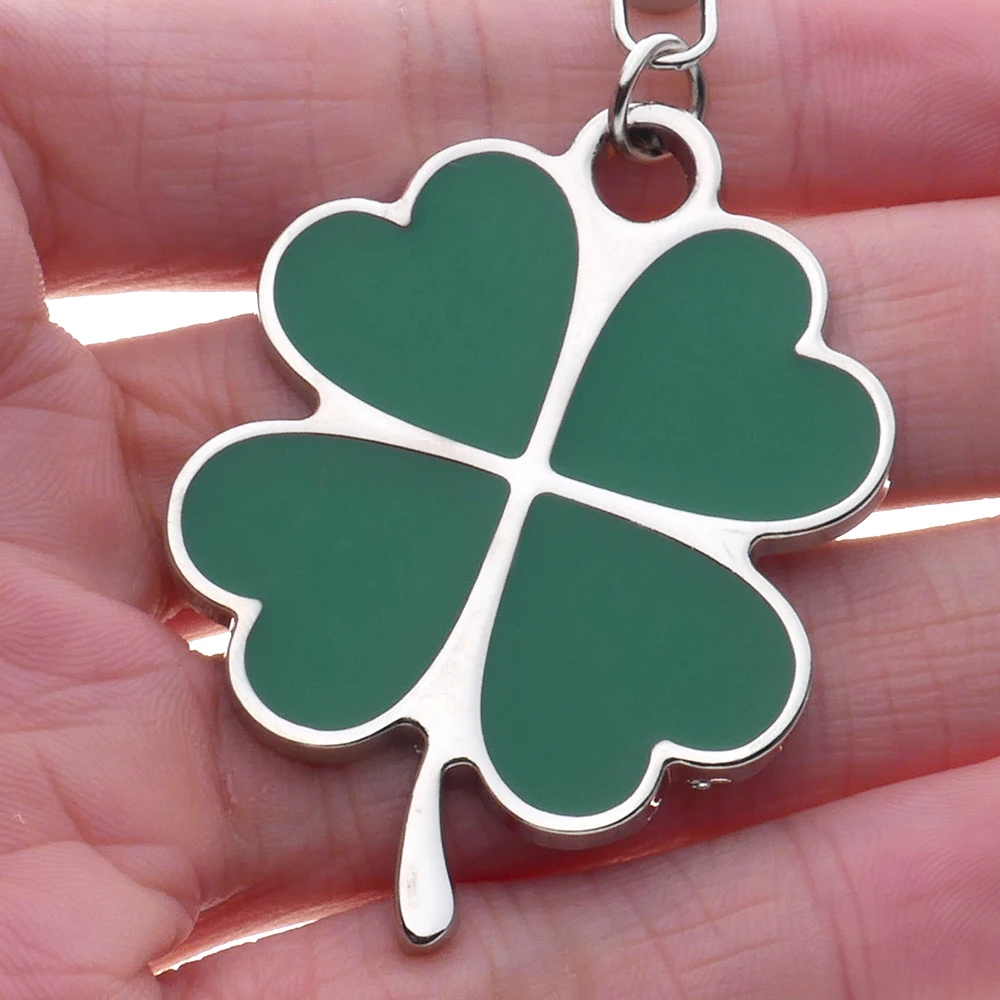 Simple New Niche Green Leaf Keychain Fashion Creative Exquisite Four-leaf Clover Lucky Keychain Key Ring Holiday GiftAccessories