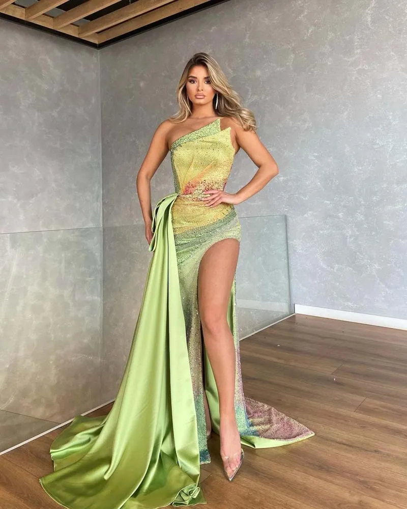 Emerald Green Strapless Prom Dresses Colorful Sequins Leg Split Sexy Pageant Dress 2022 Detachable Train Luxury Party Prom Gowns