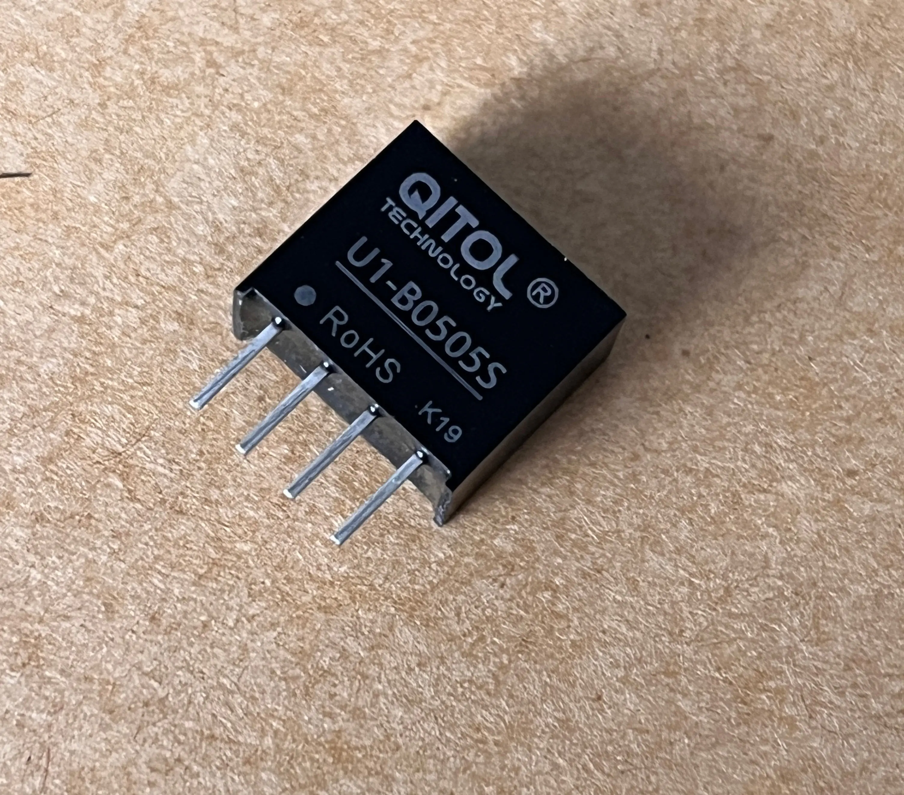 

1W B0505S-1WR3 U1-B0505S 5V TO 5VDC Miniature DC-DC Power Converter 5VDC Step-Down Switching Disconnector Module