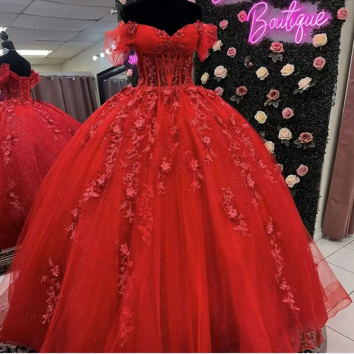 Princess Sparkling Red Quinceanera Dresses Ball Gown Lace Appliques Sweet 16 Birthday Vestidos De 15 Años Birthday Party Dress