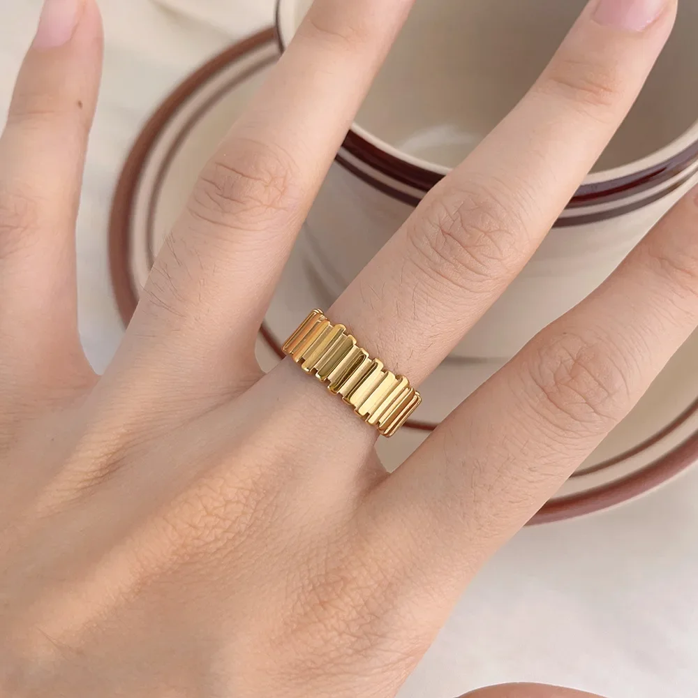 High End PVD Stainless Steel Stripe Rings For Women Man Hippop Vintage Chunky Dome Ring Stacking Band Jewelry