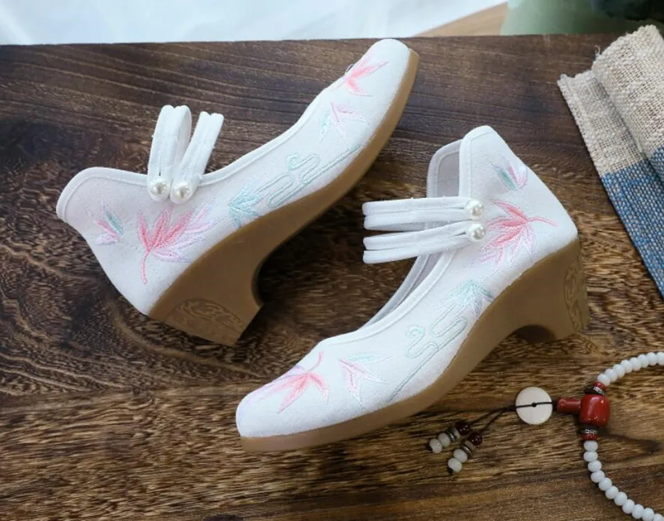 Women Ankle Button Strap Pumps Ethnic Embroidery Mary Jane Dress Shoes Mid Heel Cotton Fabric Espadrilles Vintage Sandals
