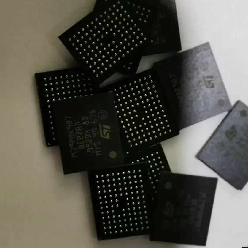 ST  M39P0R907-0E02AD