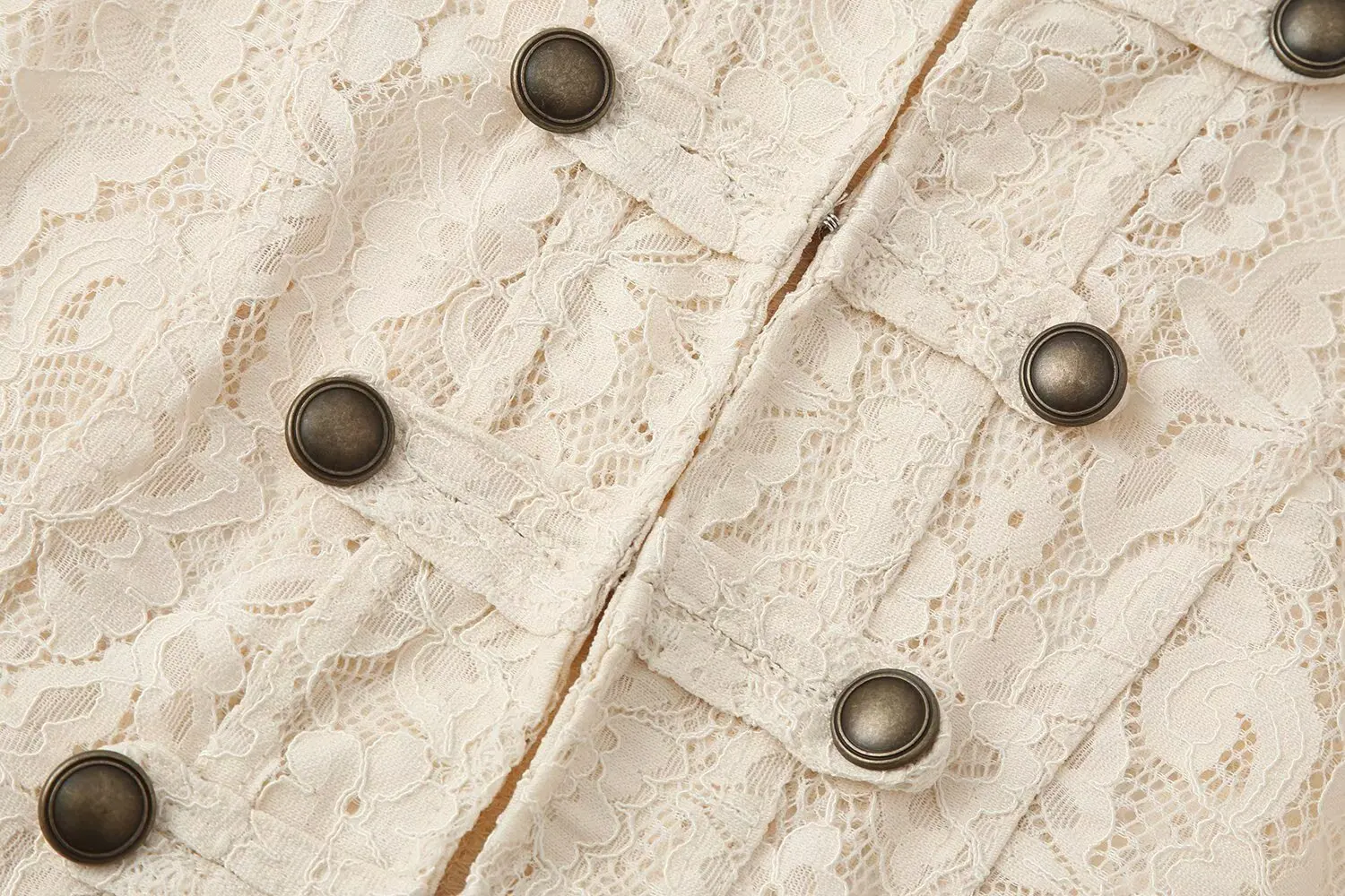 KONDALA Damen Elegante Schicke Spitzenjacke mit Vintage-Knöpfen, Schlanke Jacke, 2026 Sommer Frühherbst Trendiger Street-Style Damenjacke – Detail 5