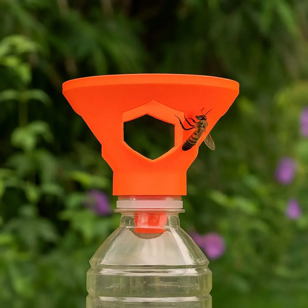 

2pcs Bug Catcher Plastic Bee Catcher Multi Holes Reusable Insect Trap Spiral Interface Fruit Fly Trap Patio