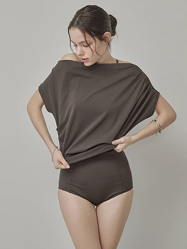 Nuovo costume da bagno a due pezzi 2025 Set di magliette sportive larghe Set casual che copre la pancia Boxer dimagrante Costumi da bagno puri Fem