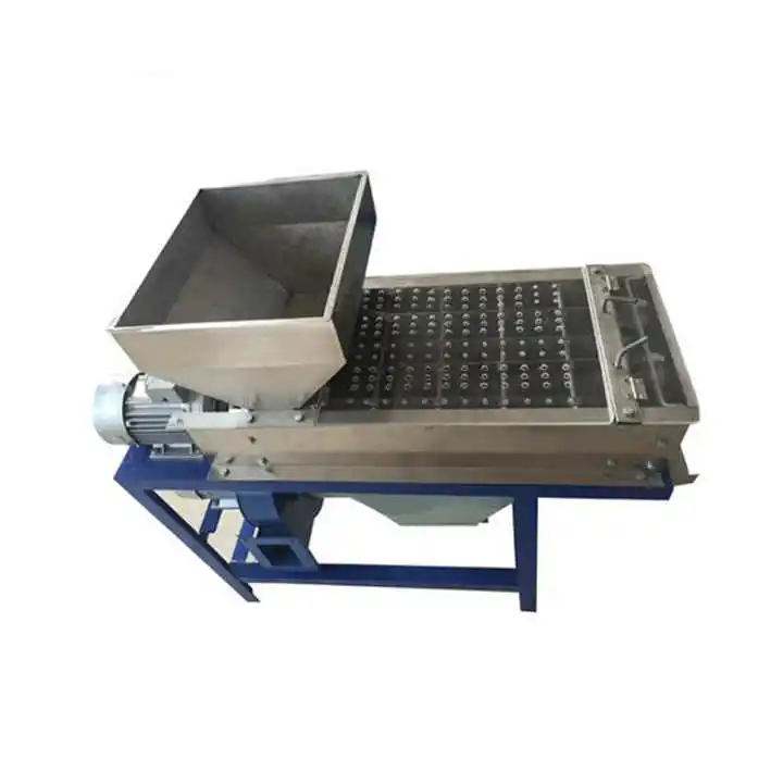 Automatic Peeling Machine Commercial Peanut Groundnut Peeler Peanut Red Skin Peeler Roasted Red Skin Peanut Peeling Machine