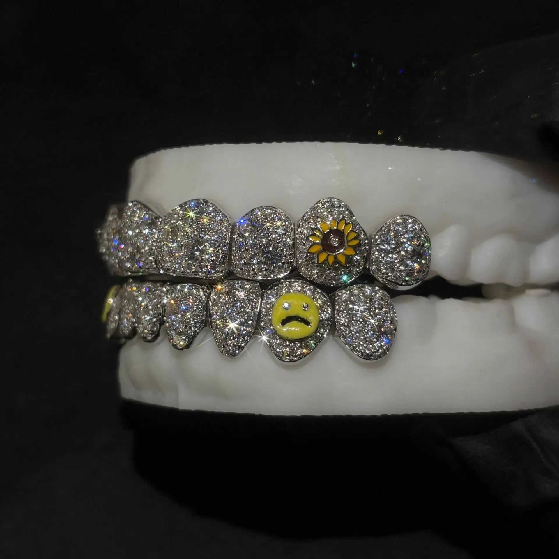 Mosaic Enamel Honeycomb Inlay Grillz925 Silver Large Mozzarella Diamond Hip Hop Style Teeth European And American Grillz