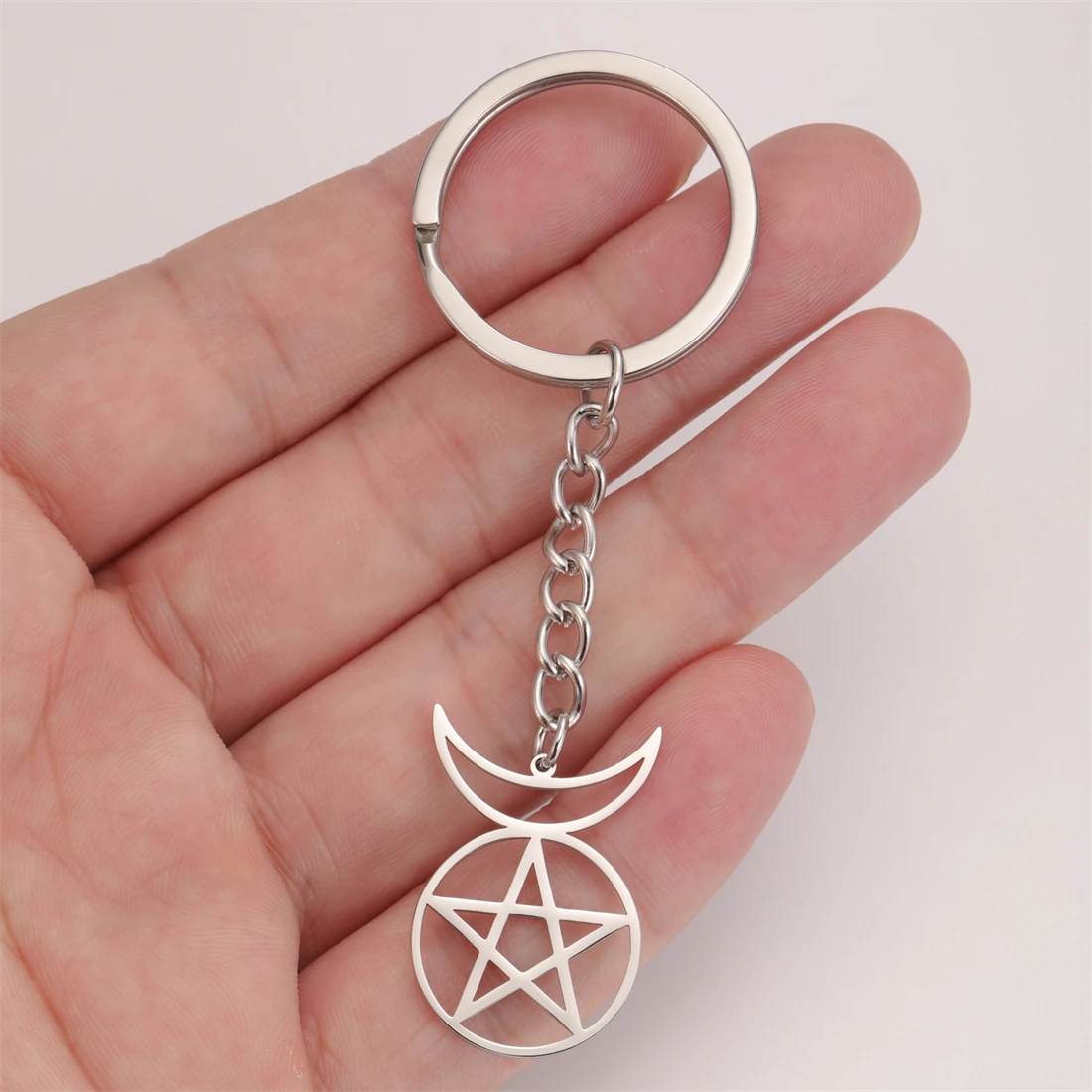 EUEAVAN Islamic Moon Star Pendant Keychain Stainless Steel Muslim Pentagram Symbol Keyring Amulet Eid al Fitr Jewelry GIfts