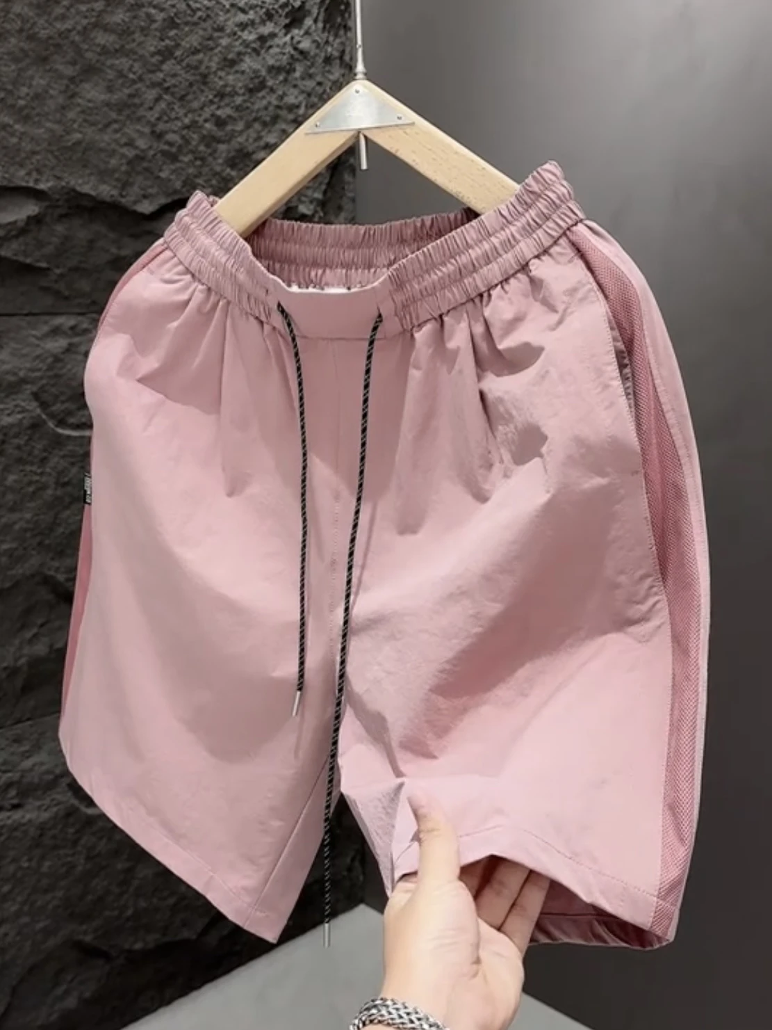 

Men's Summer Thin Mesh Patchwork Quick Dry Casual Shorts Loose Fit Five-Quarter Length Breathable Comfortable Polyester Fiber