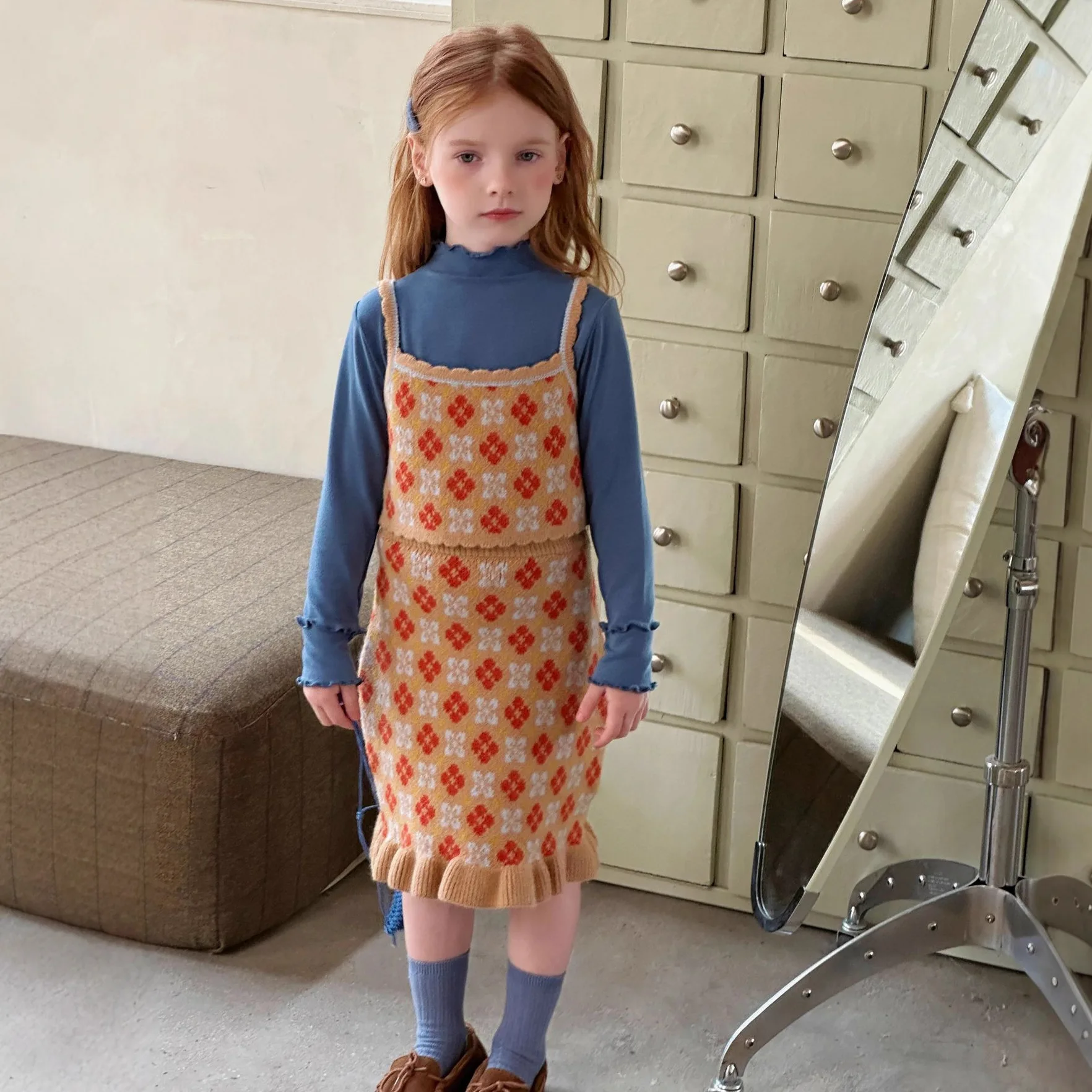 

Girls Yarn Knitted Set 2025 Spring Autumn New Children Clothing Girls Retro Crochet Vest Half Skirt Two-piece Set