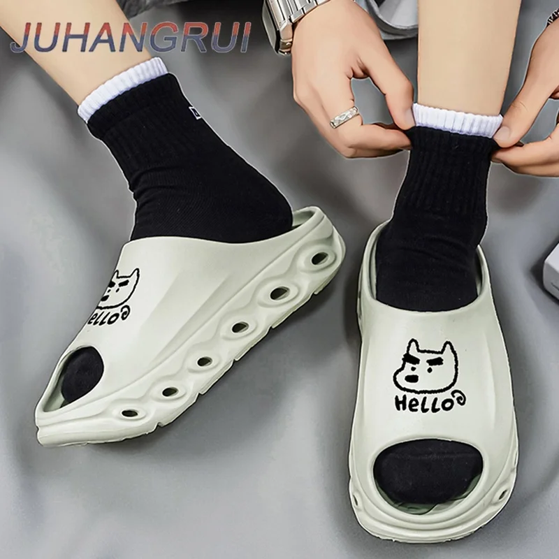 Men's Slippers Thick-Soled Beach Men's Sandals Indoor/Outdoor Slippers Beach Flip-Flops Men's Summer Non-Slip Bathroom Slippers