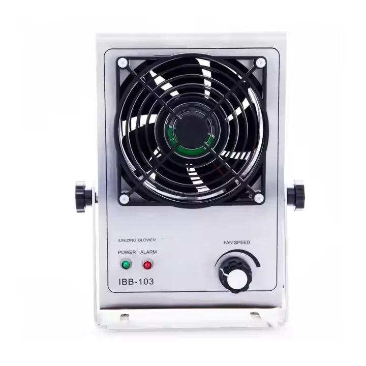 Zdjęcie 3: Biurkowy, regulowany jonizator z wentylatorem, eliminator elektrostatyczny ESD, jonizująca dmuchawa powietrza do linii montażu elektroniki.