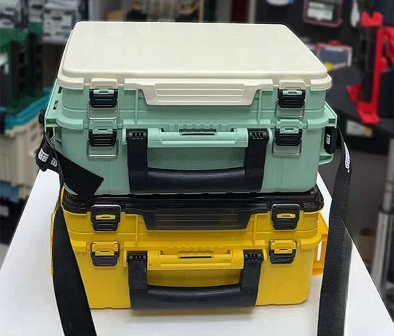 

Portable accessory box, bait storage box, double-layer large-capacity thickened toolbox.