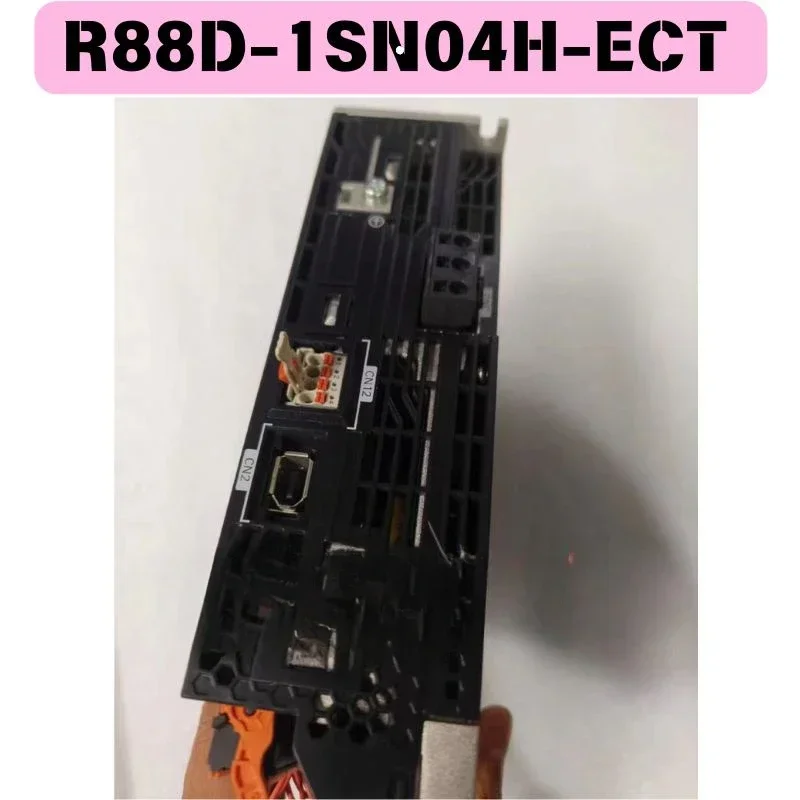 Używany serwonapęd R88D-1SN04H-ECT Test funkcjonalny OK