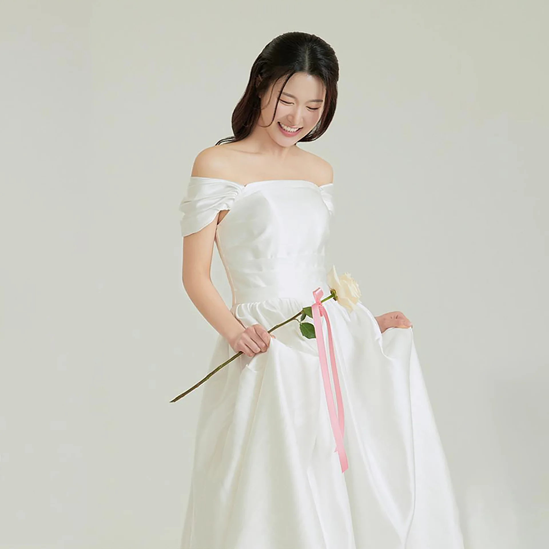 Robe de mariée blanche élégante, épaules dénudées, ligne a, longue, pour séance Photo coréenne, robe de soirée plissée, personnalisée