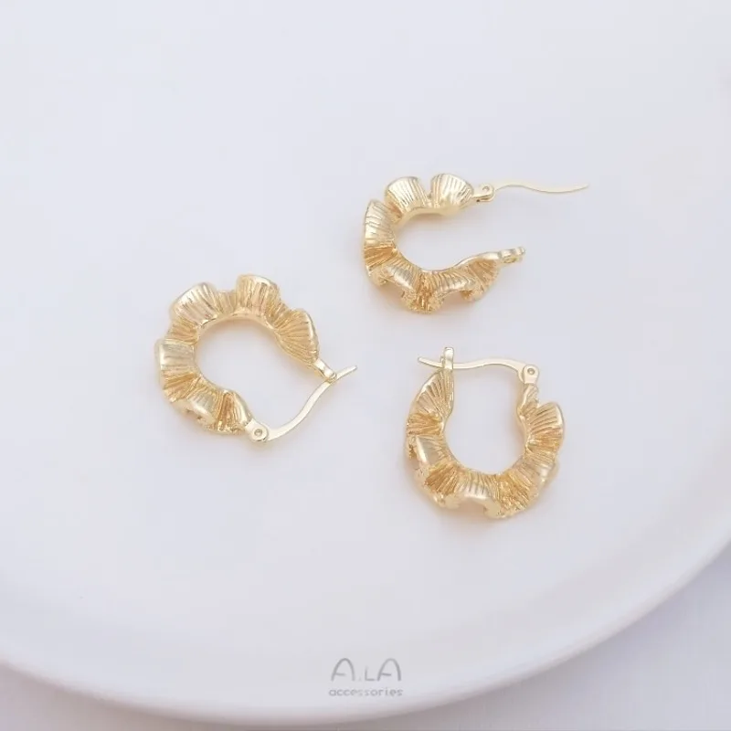 Color 14K Gold Three-dimensional Pleated Lace Ear Buckle Fashionable Niche Light Luxury Ins Ring Texture Earrings