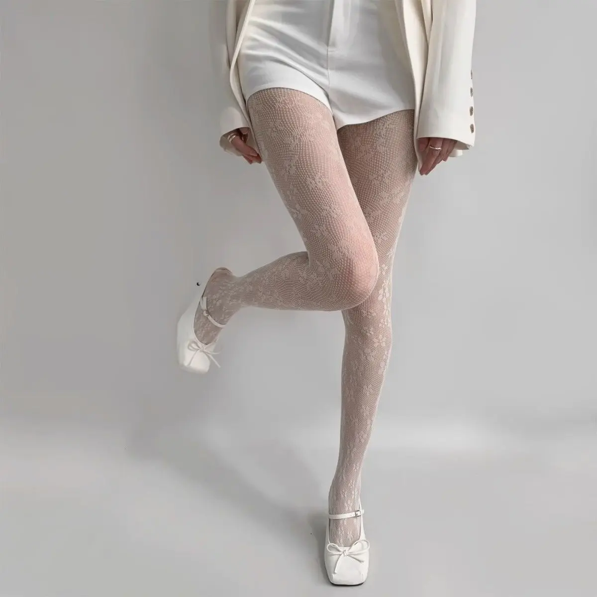 Medias sexis de malla de encaje ahuecadas con pantimedias inferiores Lolita Retro Floral vid blanco negro marrón medias para mujer medias