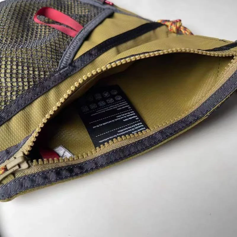 

Ultra-Light Unisex Crossbody Shoulder Bag Hollow Mesh Contrast Color Men Riding Travel Messenger Bag Women Waterproof Sling Bag