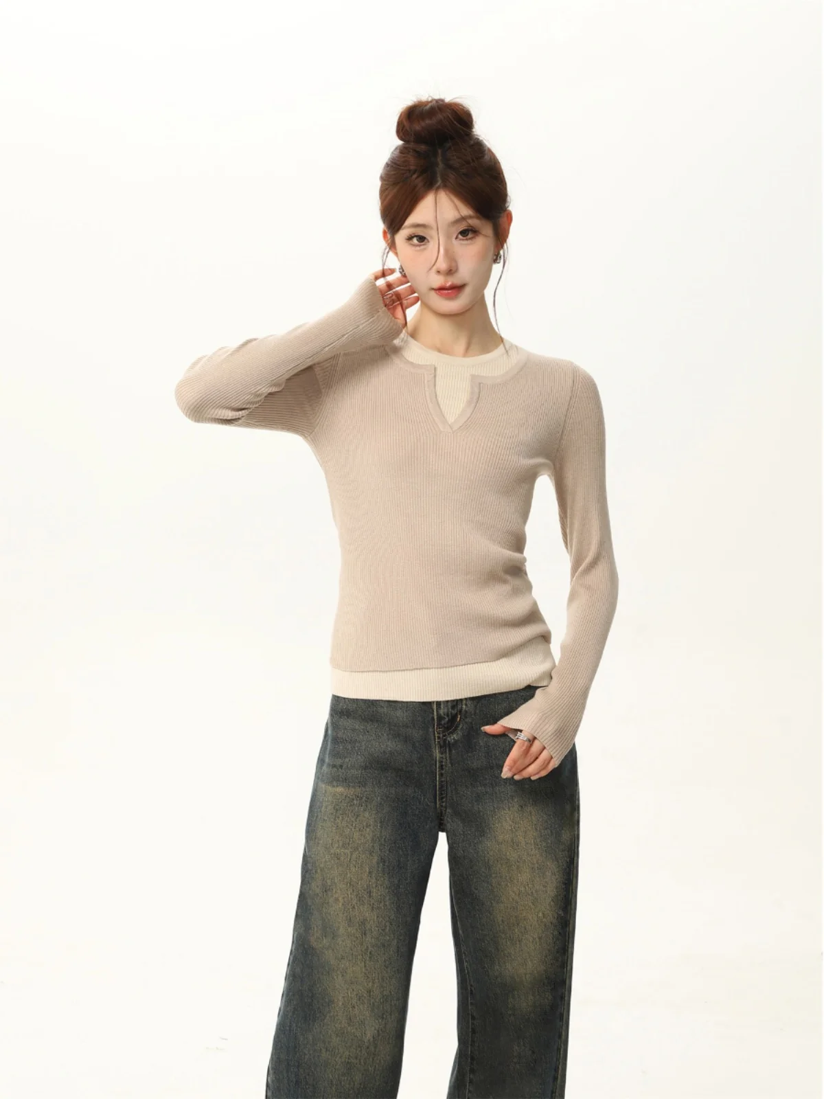 Long-sleeved knitted sweater women's fake two-piece crew neck color matching pullover loose fashion autumnwinter with bottom top