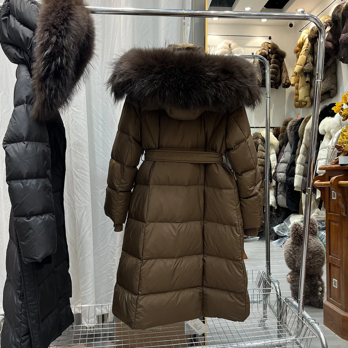 Winter Long Hooded Natural Large Fur Collar Down Jacket Female Thicken Warm Quilted Jacket Women White Duck Down Lace Up Outwear
