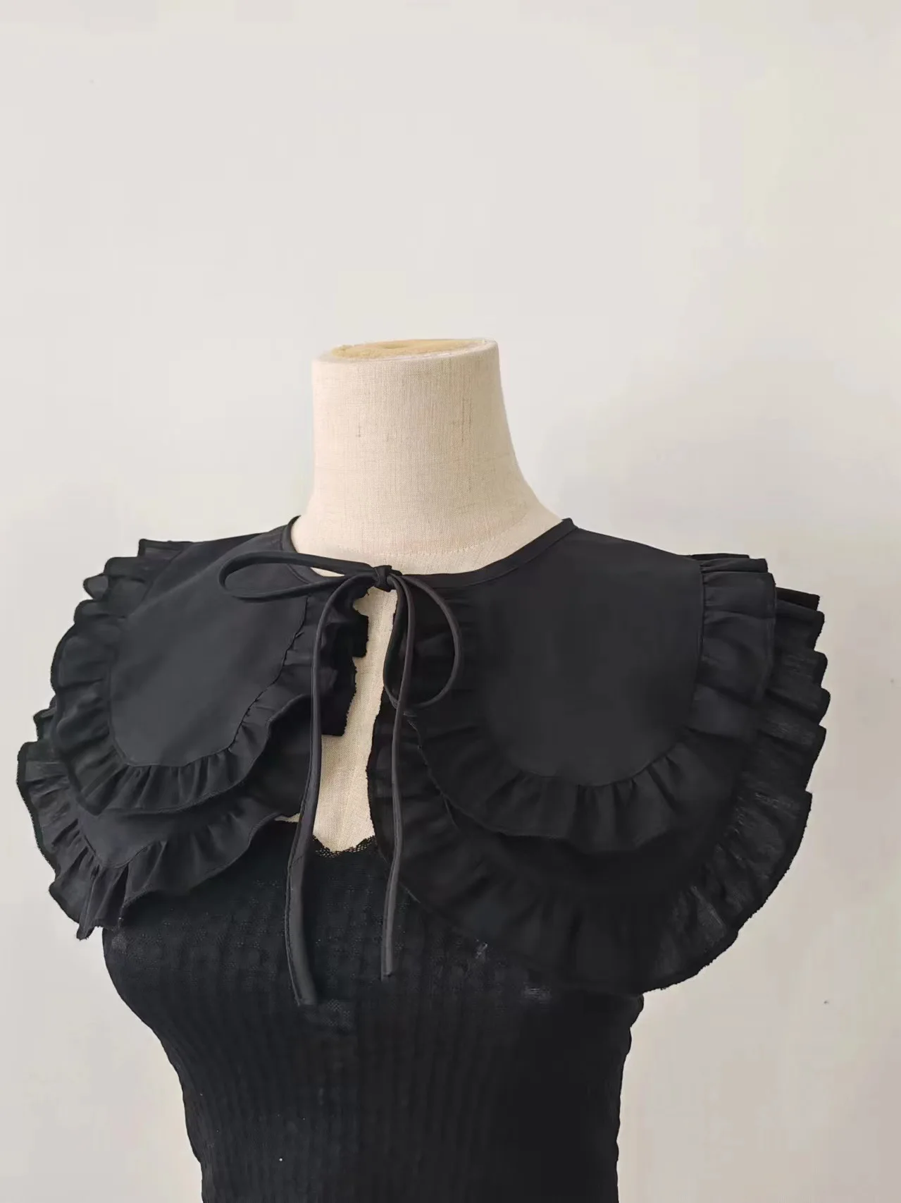Variant: black