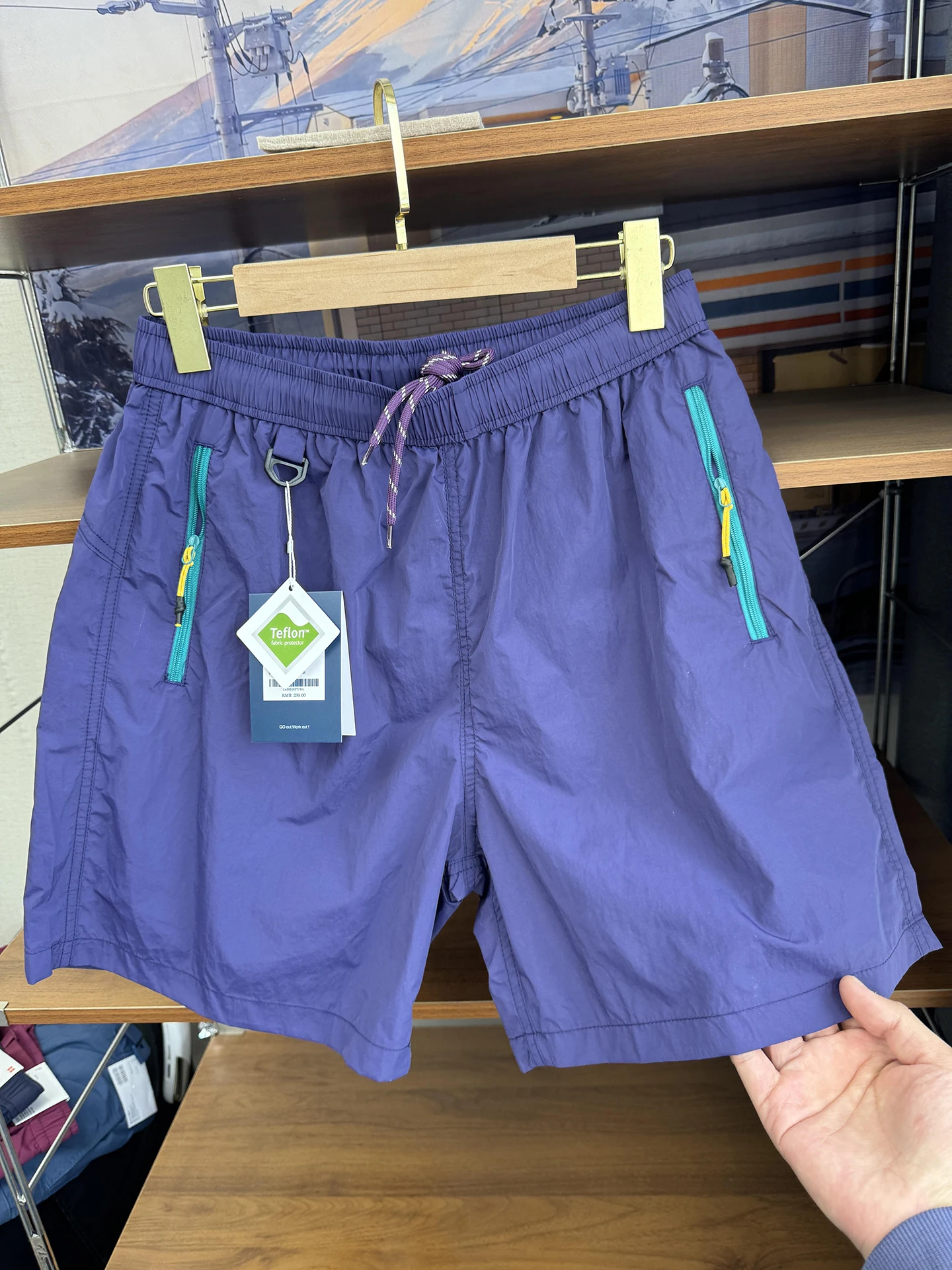 

Quick Dry Zipper Workwear Shorts Men's Summer Thin Running Fitness Training Fourths Pants Casual Loose Nylon Shorts for Men