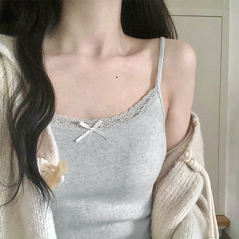 여름 레이스 스위트 보우 솔리드 컬러 슬림 캐미솔 노출 방지 언더 셔츠 브라 패드가있는 다목적 탑