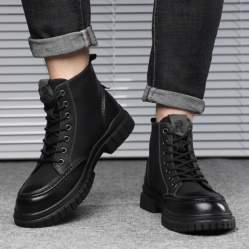 A035 New Men's Motor Boots British High Calf Man Shoes Fashion Round Toe Ankle Boots Comfort Flats Shoes Leather Motorbike Shoes