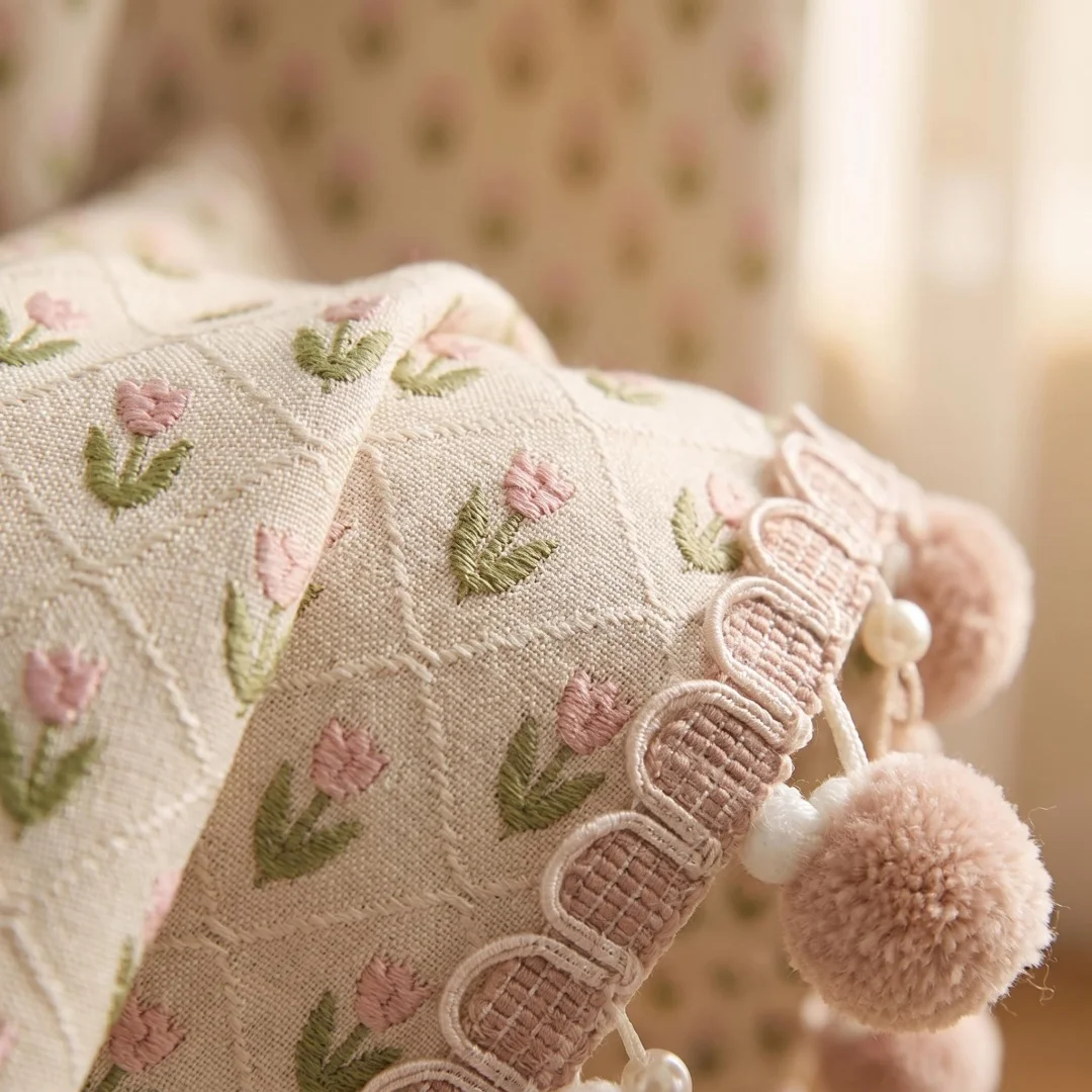 Korean-style Fresh Cream-colored High-end Blackout Curtains, Princess-themed American Retro Jacquard Romantic Bedroom Curtains