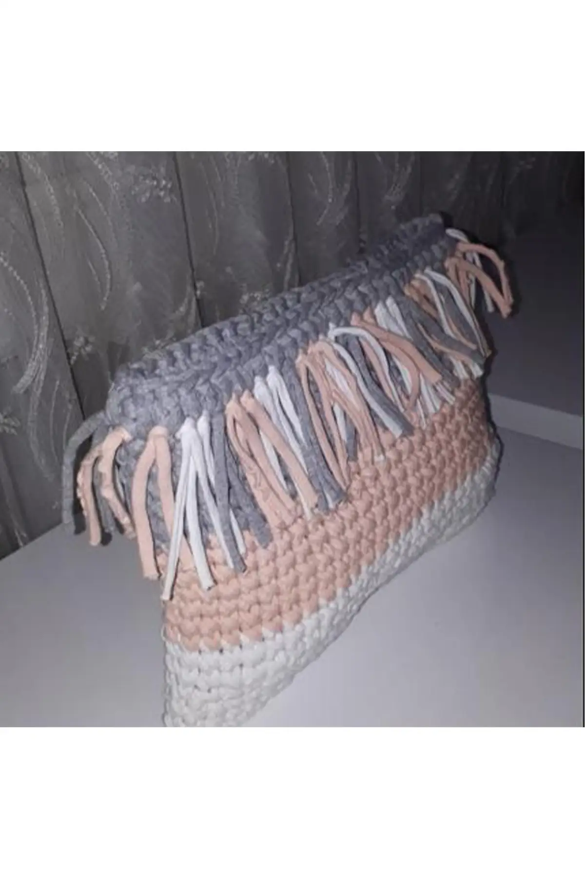 

Uras Women Pink Gray Hand Made Weave Handbags Women Bag Shoulder bag Handmade