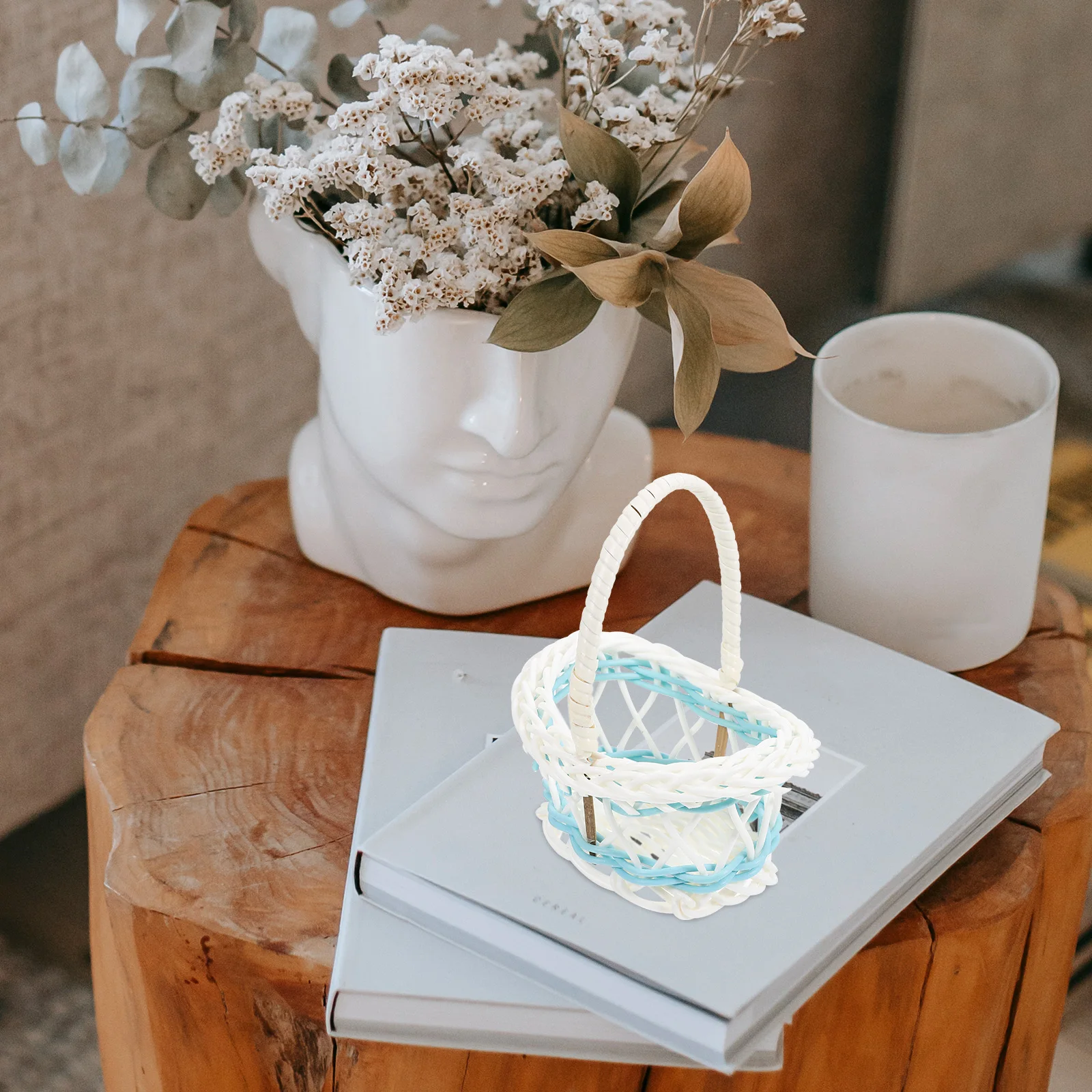 

Mini Woven Basket Plastic Home Office Decor Storage Baskets Rustic Charm Functional Miniature Flower Basket Model Micro