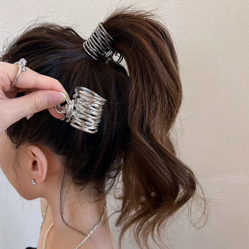 High Ponytail Clip For Women Fashion Metal Hair Claw Girls Clamps Girl Fixed Hairpin Claw Clip Hair accessories Headwear