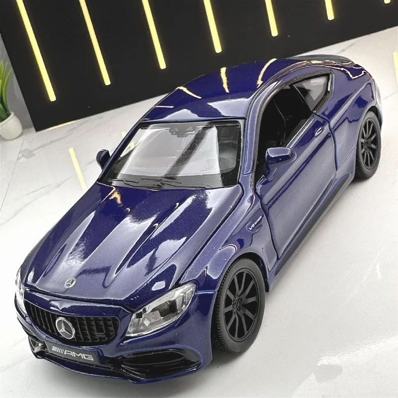 

1:32 Mercedes-Benz C63S AMG Модель автомобиля из сплава, литый под давлением Металлический Игрушечный Автомобиль, Коллекционная модель со звуком и фото, детские подарки A55