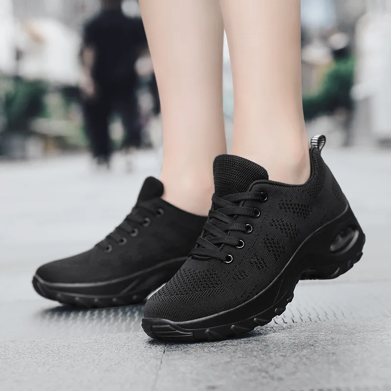 2023 Casual Women Shoes Heighten Comfortable Mesh Breathable Walking Ladies Shoes Air Shoes Sneakers Women Thick Bottom