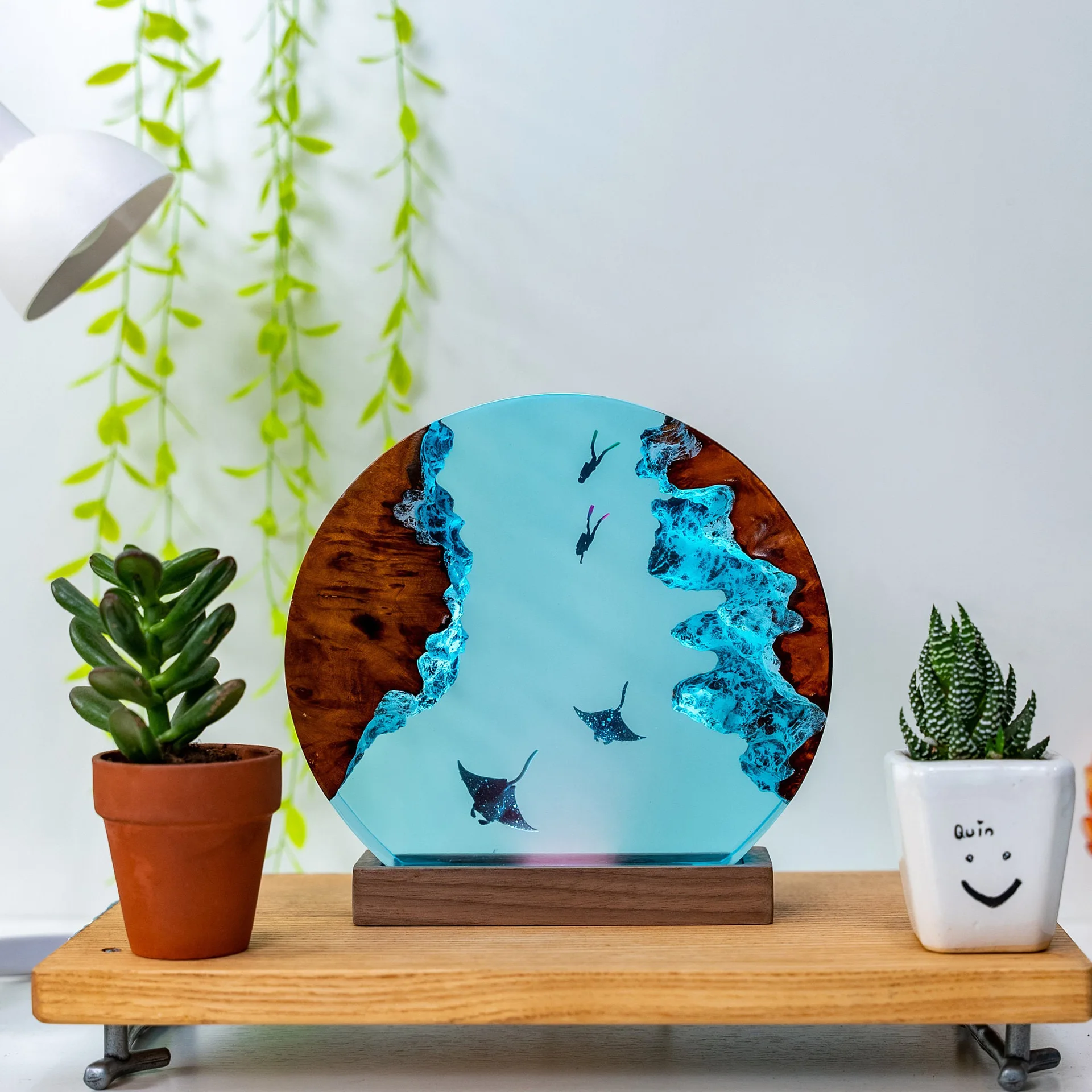 customized-items-resin-table-light-underwater-world-theme-led-night-light-creative-artistic-room-decoration-lamp-usb-charge