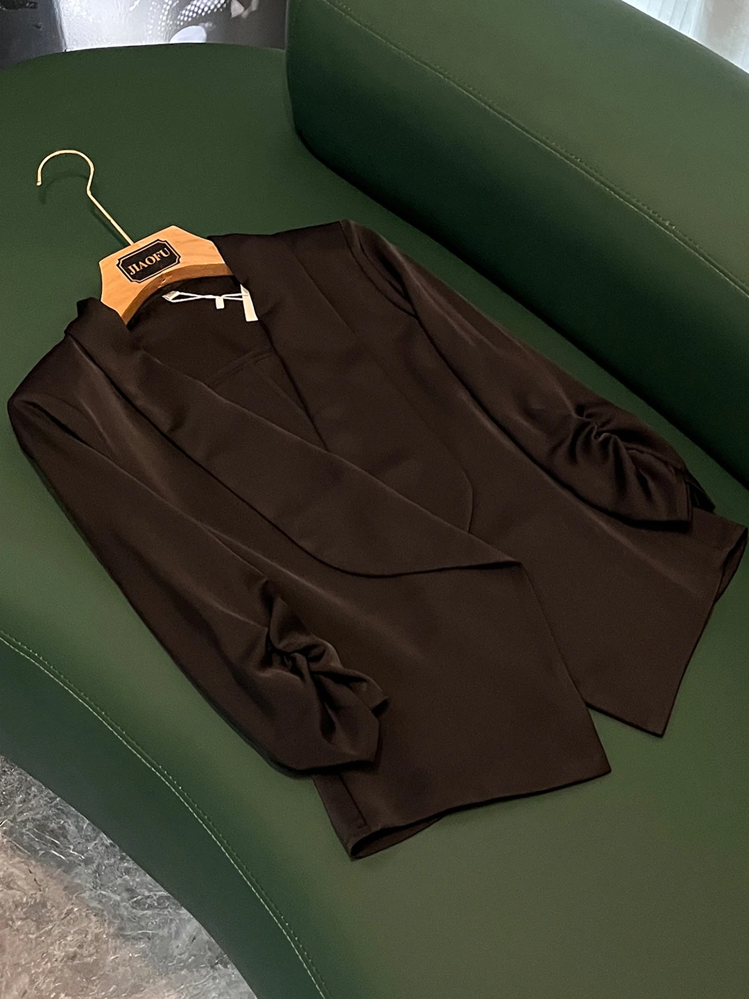 

Faionable New Acetate Satin Small Suit Jaet Winter Godd Sle Profional Outfit Top 22440 Commute Wind Sle ex