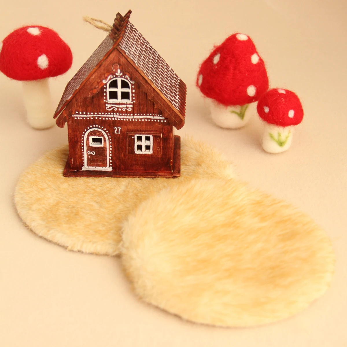 Miniatur-Simulationsmöbel 1:12 Maßstab Teppich 3-teiliges Set Geeignet für Mini-Haus-Dekoration