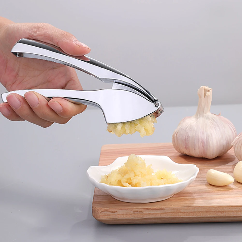 Garlic Crusher Detachable for Easy Cleaning Garlic Presser Super Easy To Use Garlic Masher with Easy-Squeeze Ergonomic Handle