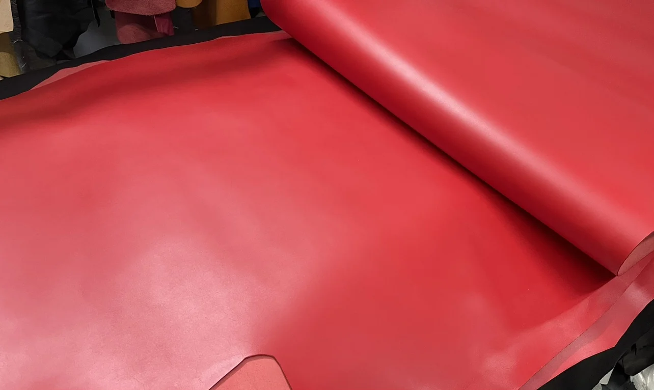 

Big Red Skeleton Skin Genuine Leather Stiff for Vegetable Tanning, Red, 2.0mm 25 SF.