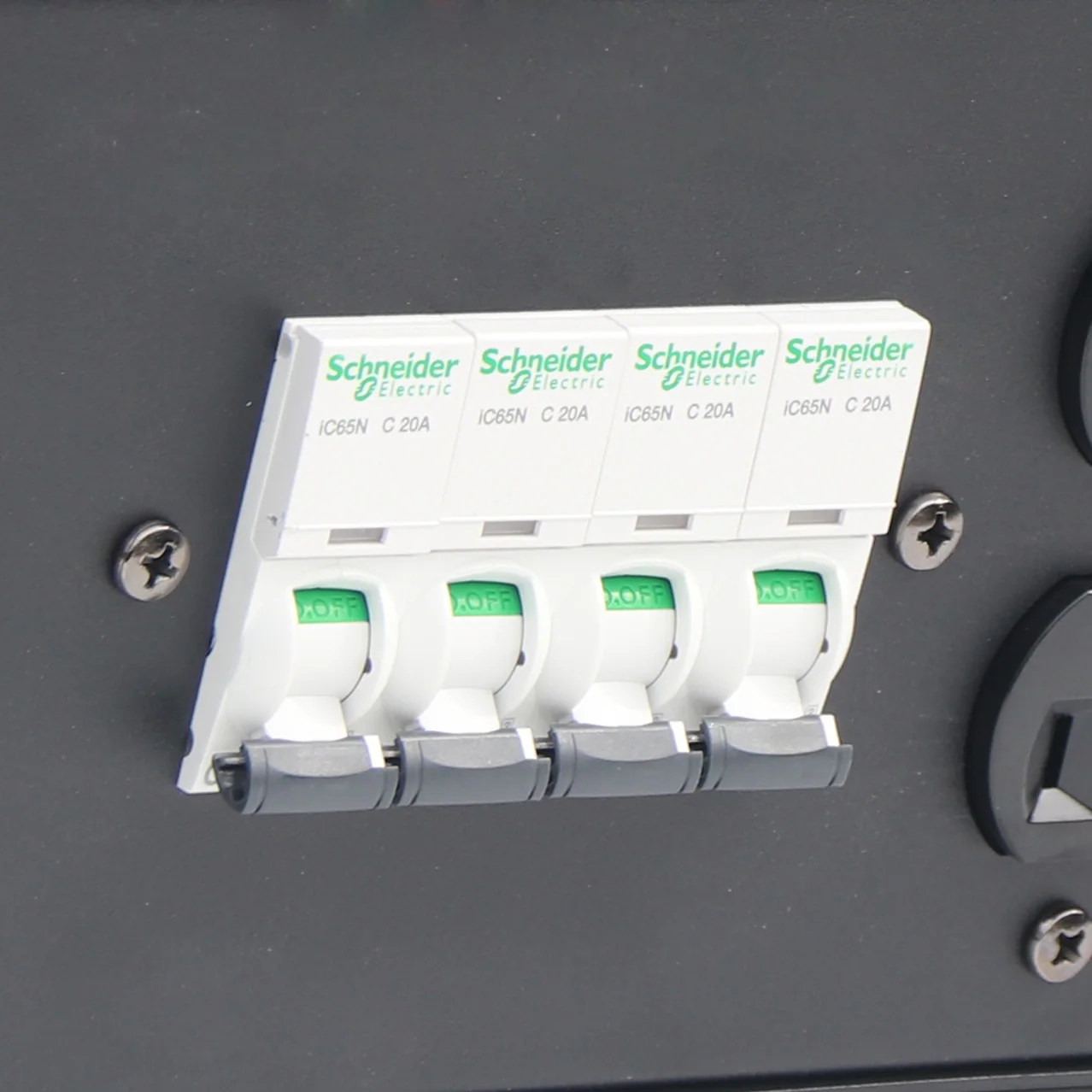 Professional Factory 6 Way NEMA5-20A Edison Duplex Output Power Distribution Box L21-30 Twistlock Input Power Rack for Stage