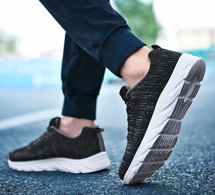 Men's casual sneakers Tennis trainers comfortable lightweight breathable fashion walking men's plus-size running shoes38-46