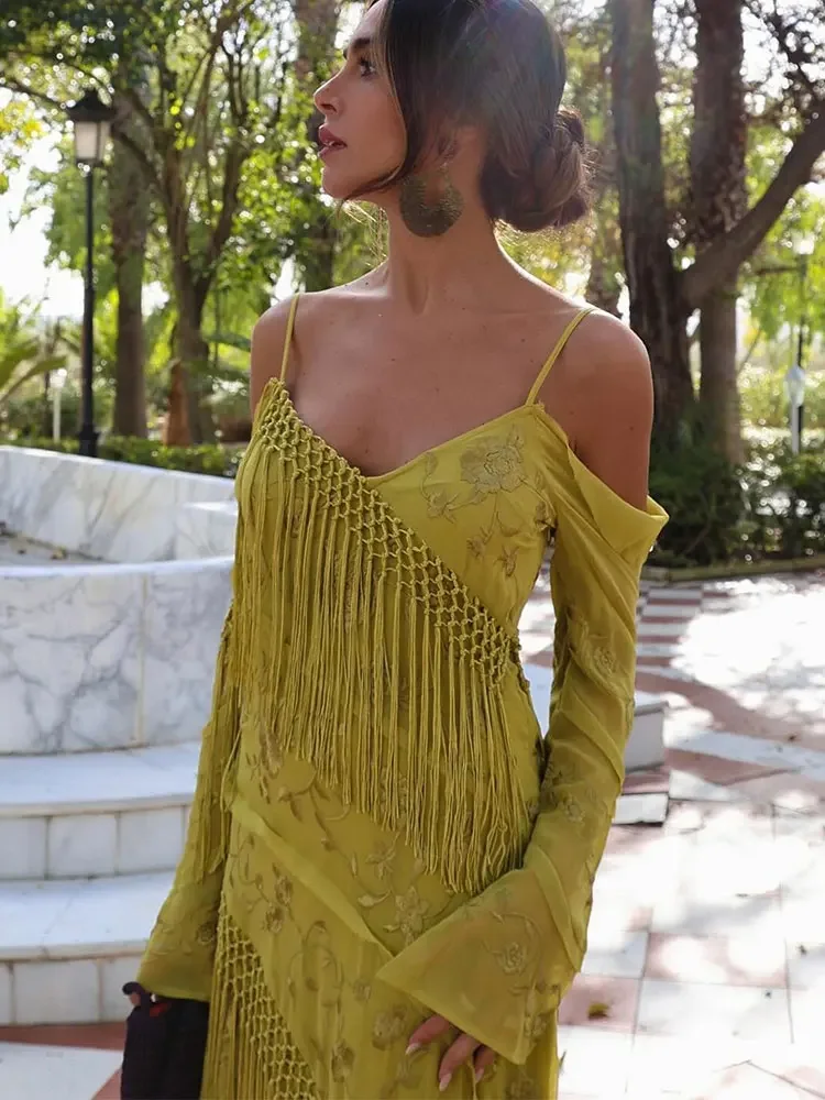 Sexy Off Shoulder Tassel Split Sling Dress Women Backless Long Sleeved Slim Robes 2024 New Fashion Lady Vacation Beach