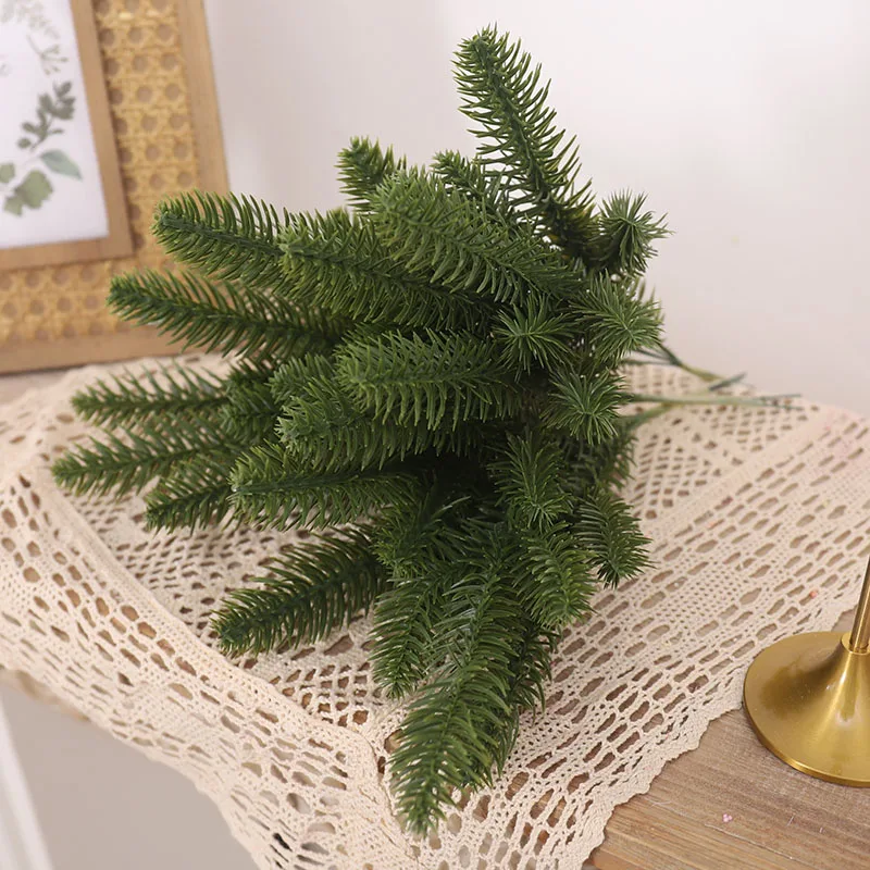 10pcs Artificial Plants Christmas Pine Branch Decoration Fake Pine Needles Wreath DIY Xmas Tree Home Wedding Room Decoration