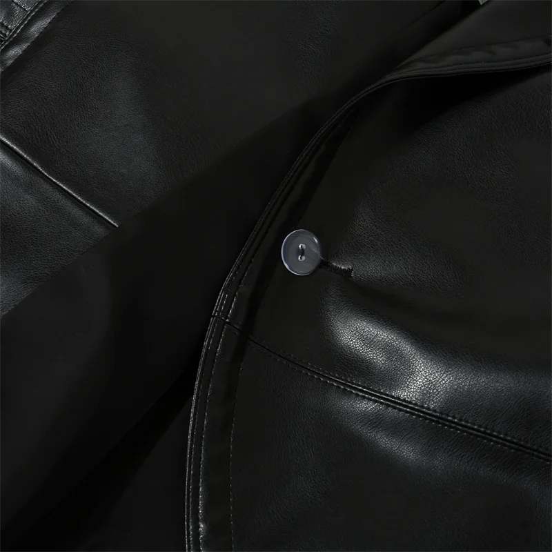 Damen-Lederjacke. Neues, asymmetrisches Bund-Slim-Fit-Langarm-Top für den Herbst 2025. Damenmantel aus Kunstleder y2k
