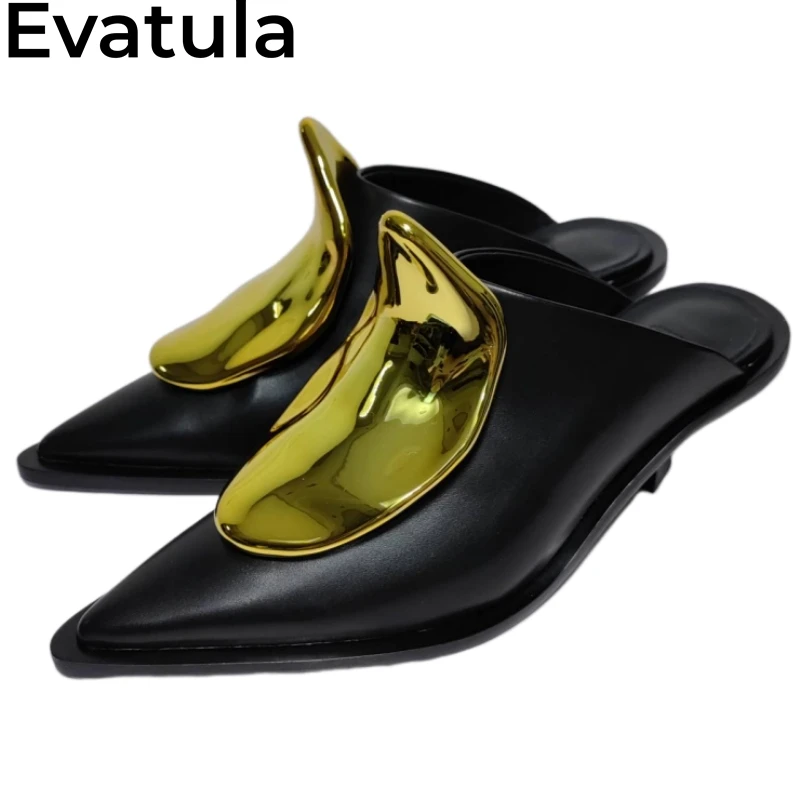 

2024 Summer Pointy Toe Gold Metal Decor Half Slippers Women Real Leather Kitten Heels Mules Fashion Party Slides Shoes Femininas