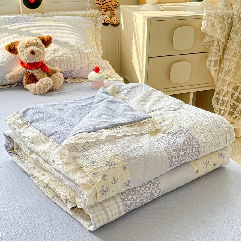 

Комплект постельного белья в корейском стиле с кружевом, летний, охлаждающий, из четырех предметов, для кондиционированных помещений, не из чистого хлопка, машинная стирка, 2 метра, покрывало